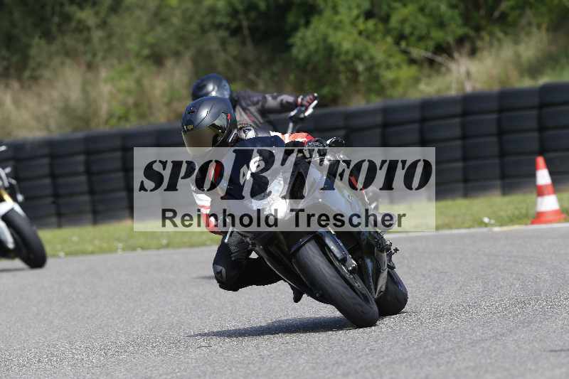 /Archiv-2025/42 07.08.2025 Peter Studer Girls Day ADR/Gruppe pink/46